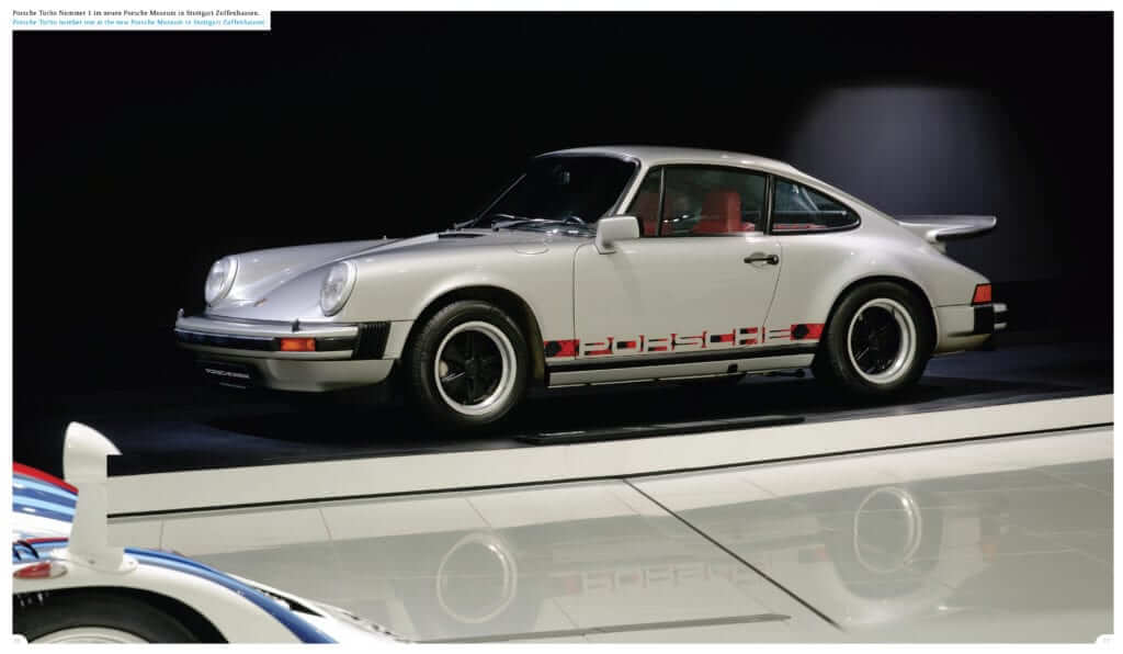 Porsche Turbo Nummer 1 im neuen Porsche Museum in Stuttgart Zuffenhausen